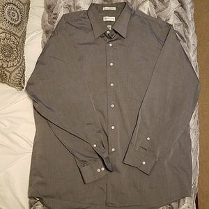 Long sleeve dress shirt